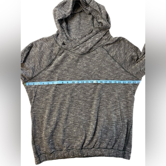 Lululemon Healthy Heart Pullover II size 12 - Picture 11 of 14